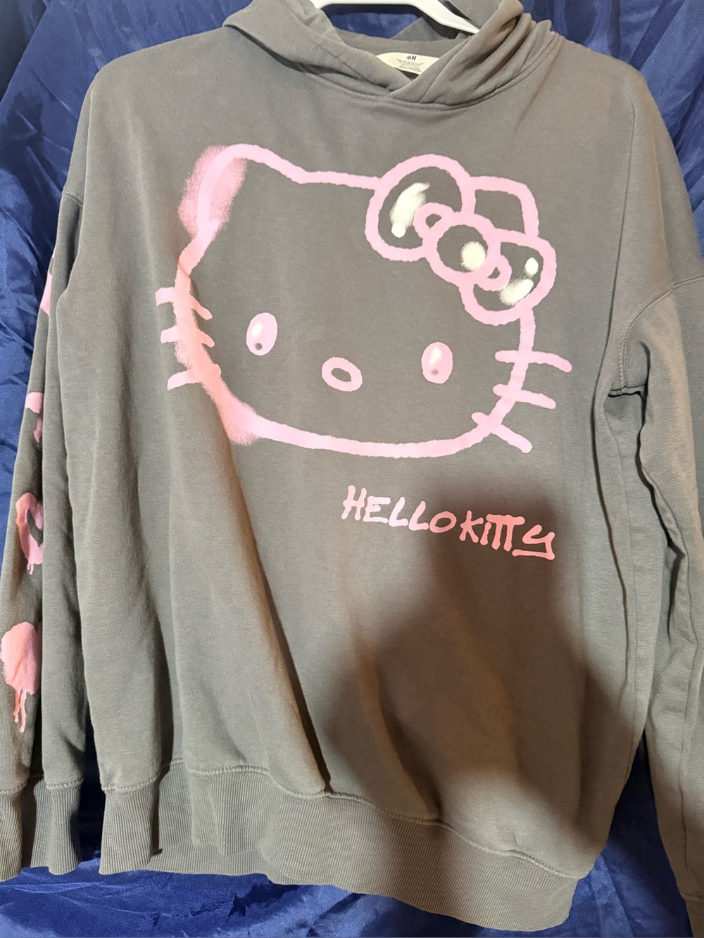 H&M Gray Hello Kitty Graphic Crewneck with Pink Print